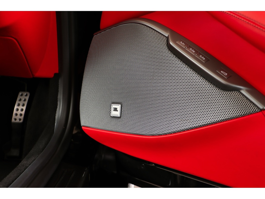 Ferrari Portofino M #18