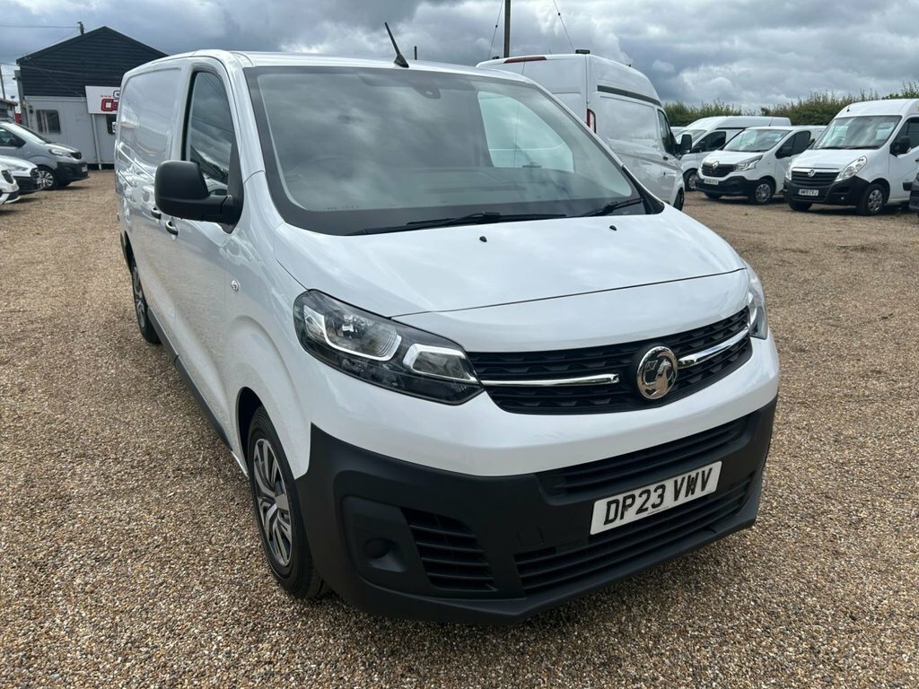 Vauxhall Vivaro 1.5L Prime 6Dr White #5