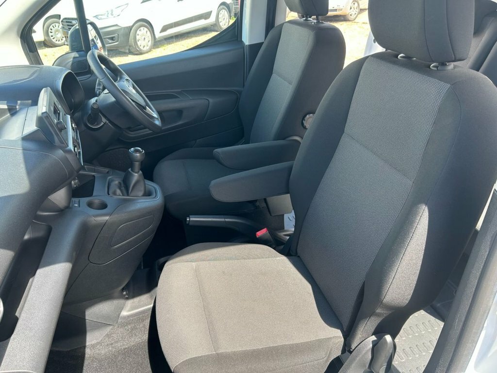 Vauxhall Combo 1.2 Energy Ss 129 Bhp Blue #34