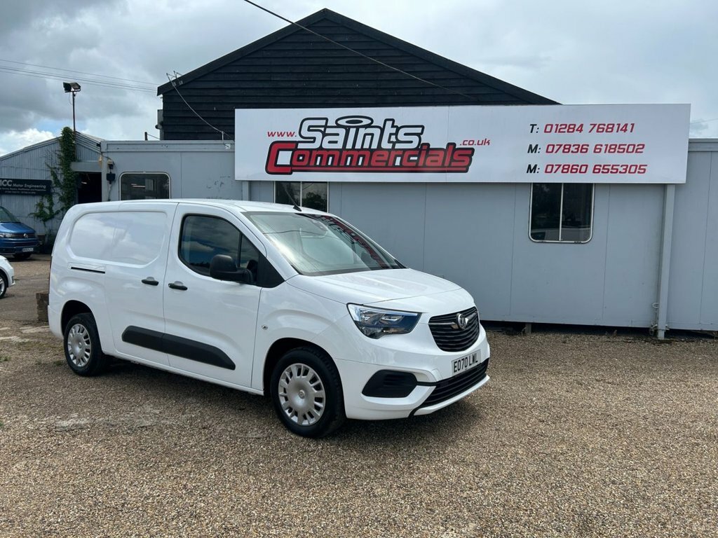 Vauxhall Combo 1.5L Sportive White