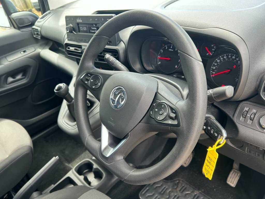 Vauxhall Combo 1.2 Energy Ss 129 Bhp Blue #11