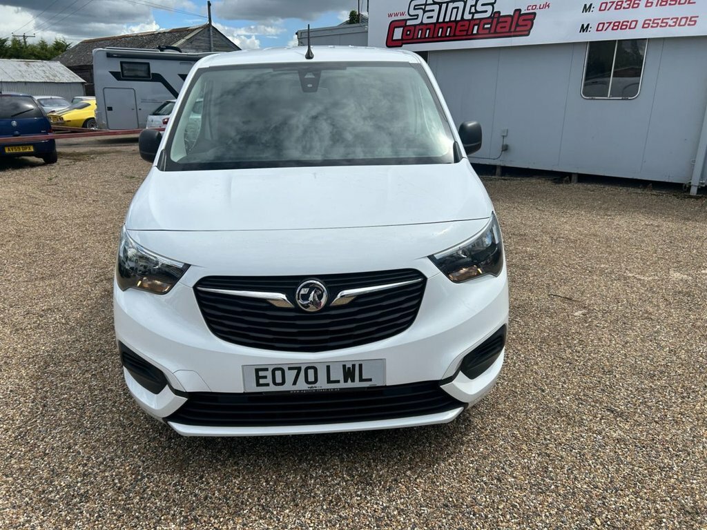 Vauxhall Combo 1.5L Sportive White #3