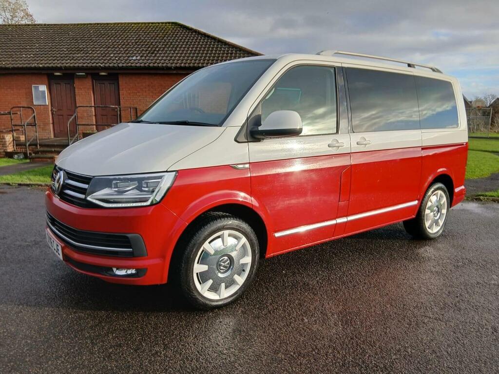 Volkswagen Caravelle Mpv 2.0 Bitdi Bluemotion Tech Generation Six Dsg E Red