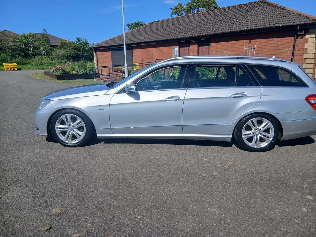 Mercedes-Benz E Class Estate 2.1 E220 Cdi Blueefficiency Executive Se G- MV12HAX Silver #4
