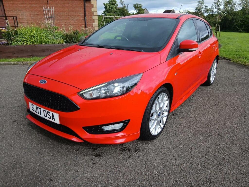 Ford Focus 1.5 Tdci St-line Euro 6 Ss Red #4