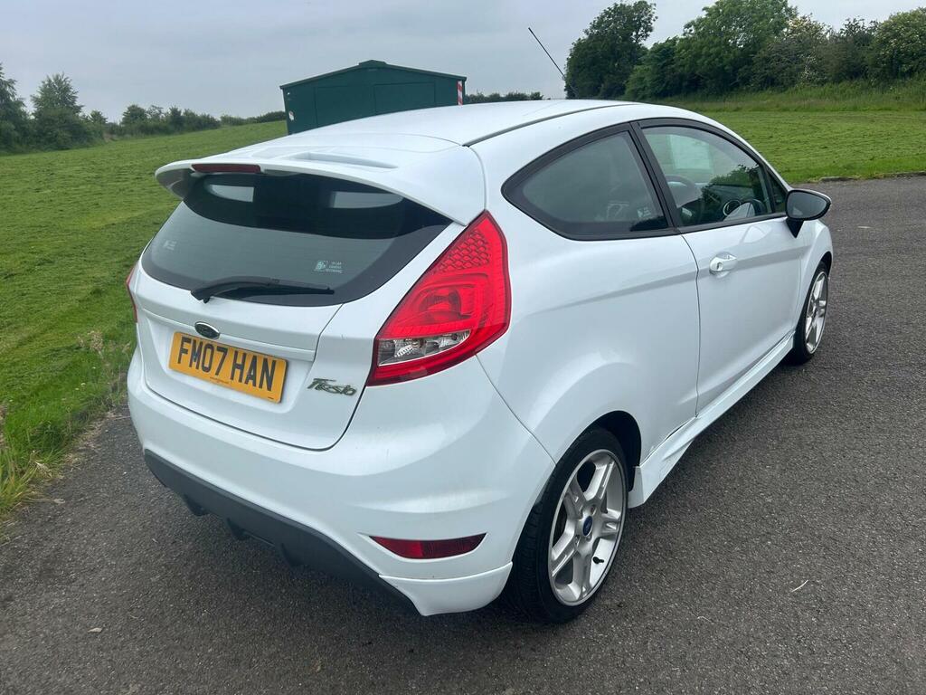 Ford Fiesta 1.6 Zetec S White #5
