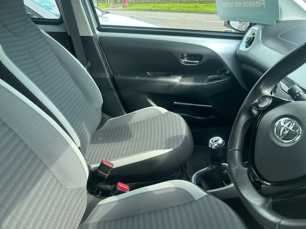 Toyota Aygo 1.0 Vvt-i X-trend Euro 6 Silver #5