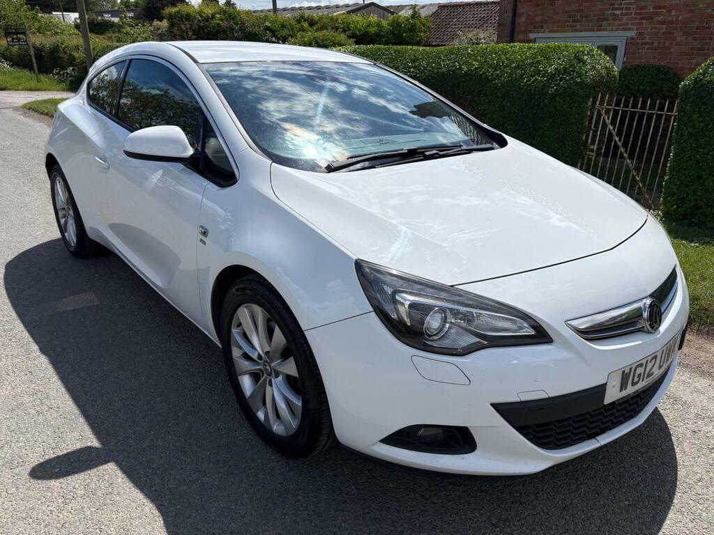 Vauxhall Astra GTC 1.4T Sri Euro 5 S S White