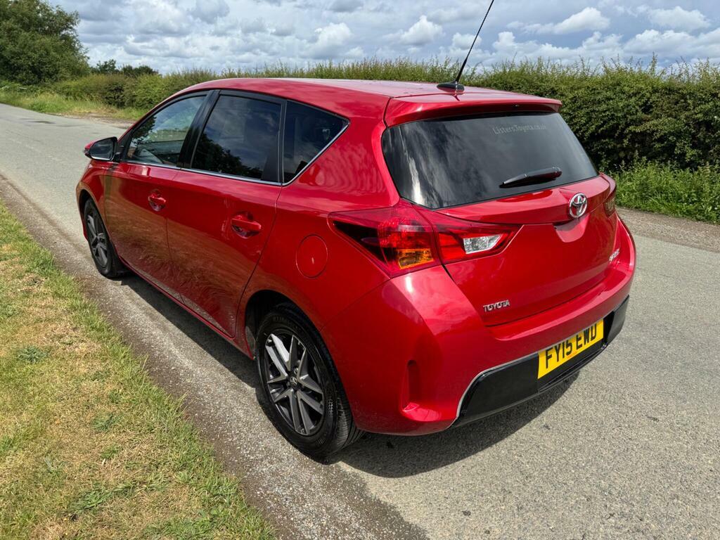Toyota Auris 1.6 V-matic Icon Plus Multidrive S Euro 5 FY15EWD Red #4