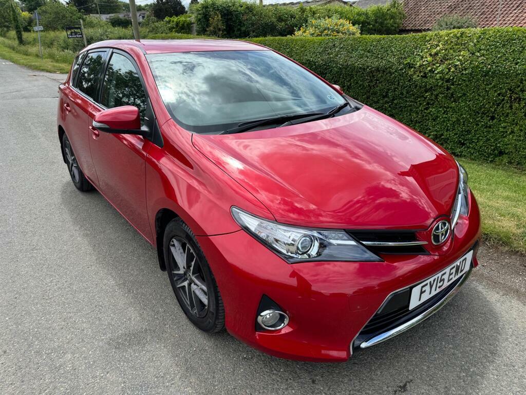 Toyota Auris 1.6 V-matic Icon Plus Multidrive S Euro 5 FY15EWD Red #5