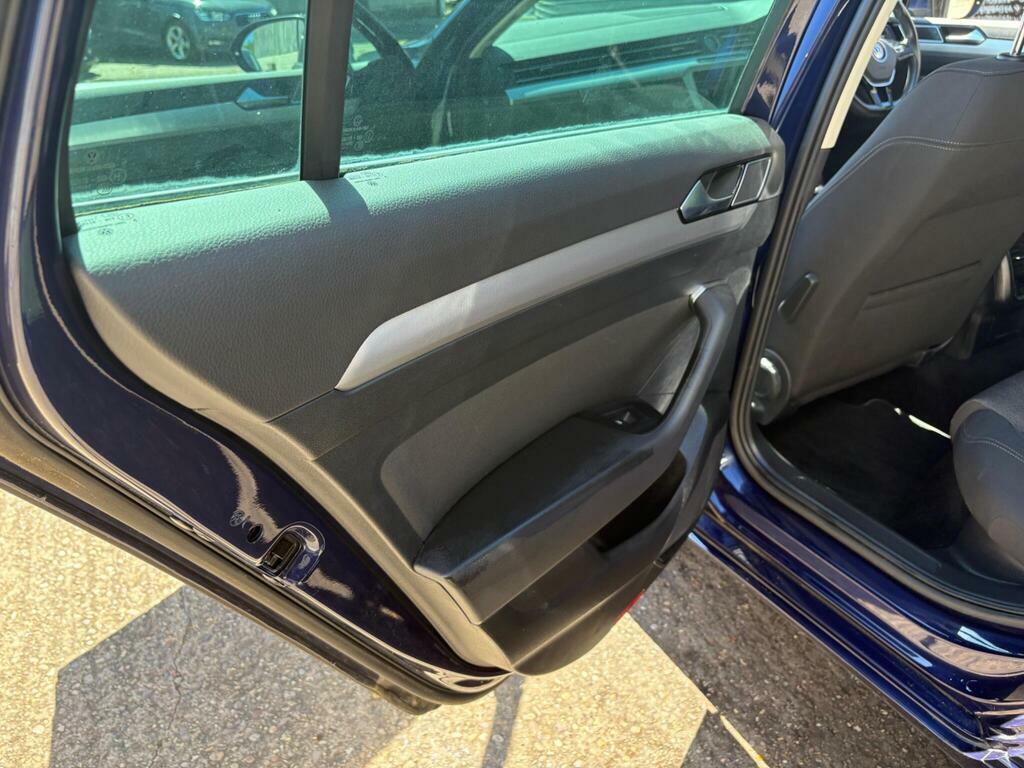 Volkswagen Passat Gt Blue #15