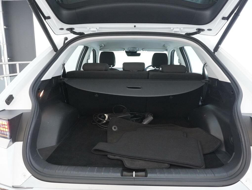 Hyundai Ioniq 5 77Kwh Premium Hatchback 228 Ps OE72UZH White #6