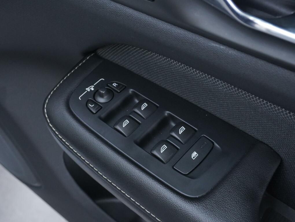 Volvo S60 Saloon  #12