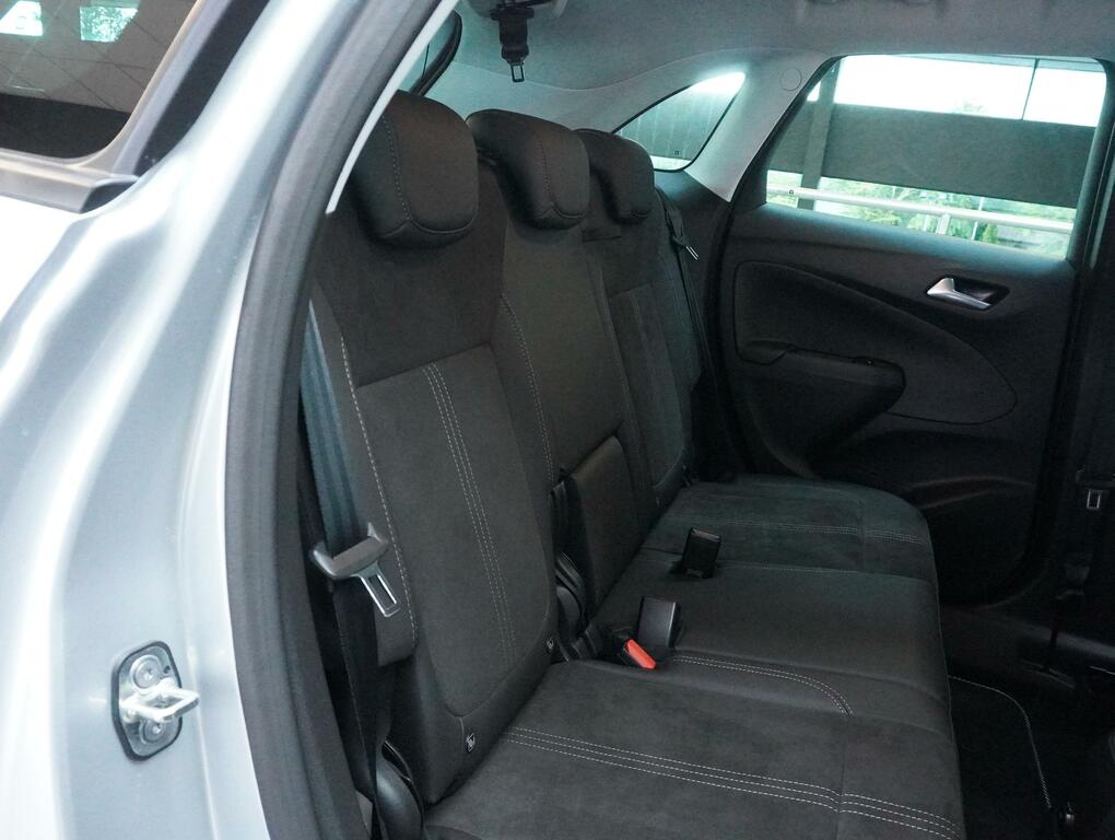 Vauxhall Crossland Hatchback Ultimate Silver #9