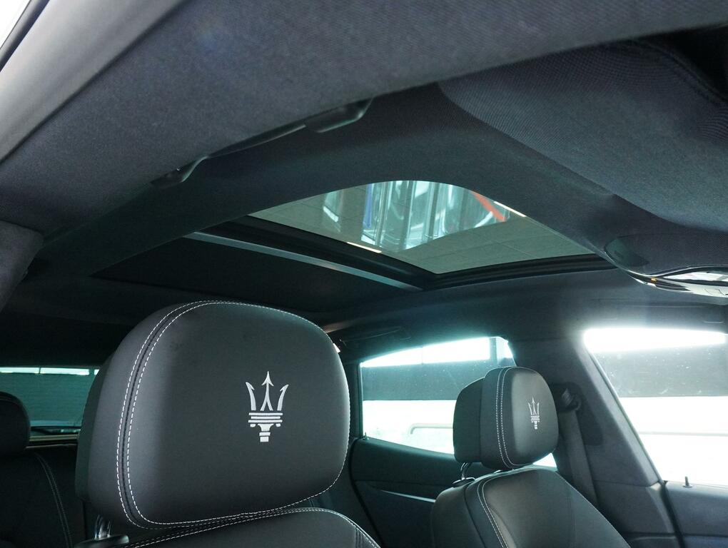 Maserati Levante Blue Blue #9