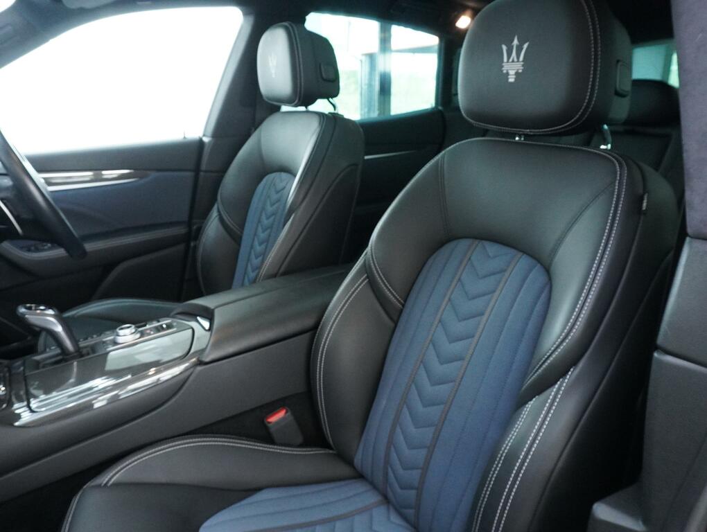 Maserati Levante Blue Blue #35