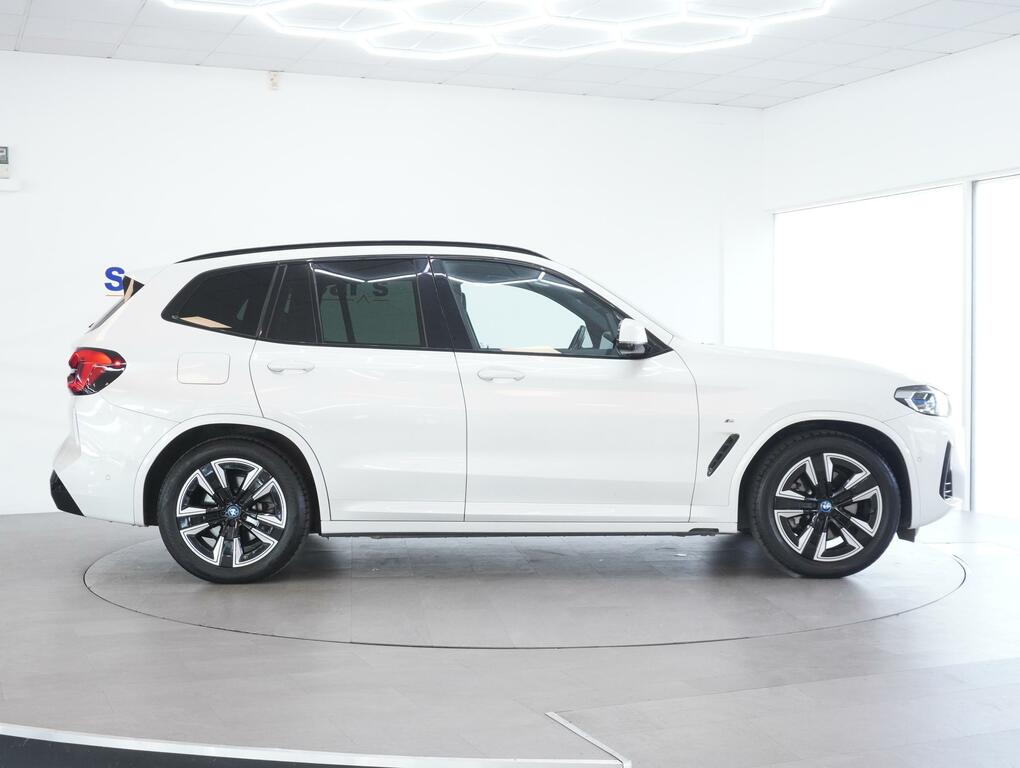 BMW iX3 80Kwh M Sport Suv 286 Ps LG22TVY White #4