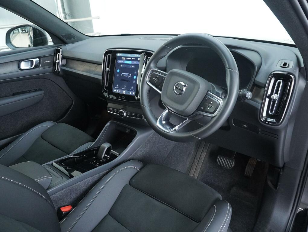 Volvo XC40 Recharge Twin 82Kwh Ultimate Suv BD73XCG Black #3