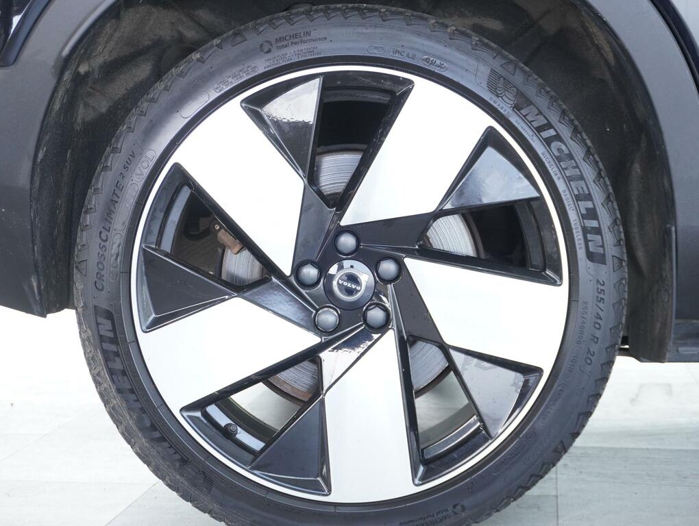 Volvo XC40 Recharge Twin 82Kwh Ultimate Suv BD73XCG Black #2