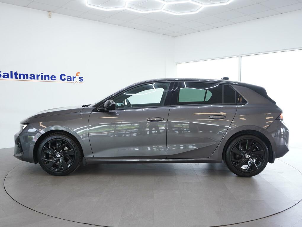 Vauxhall Astra Gs Line Black #8