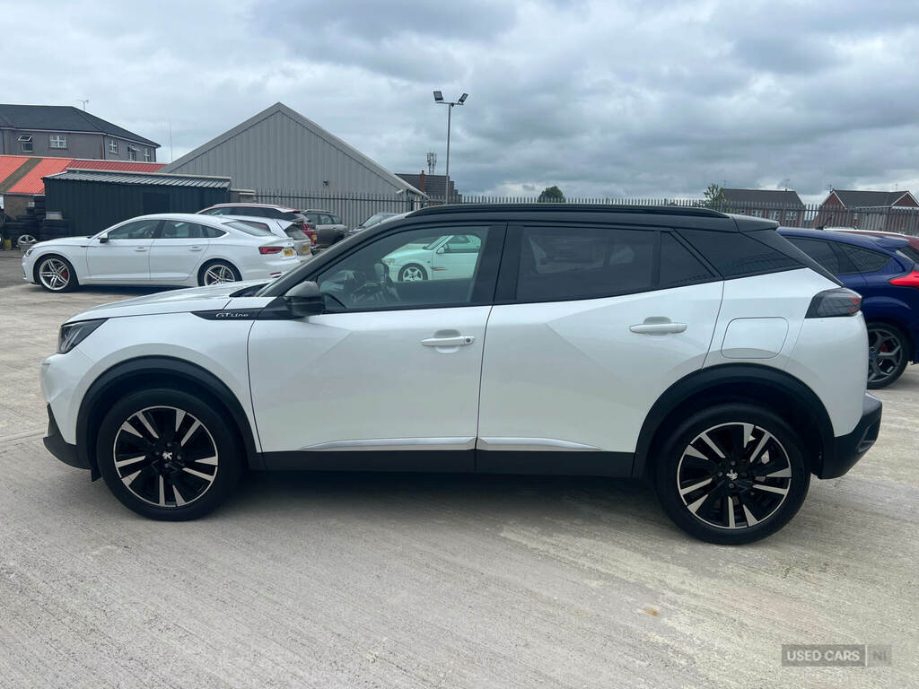 Peugeot 2008 Gt Orange #4
