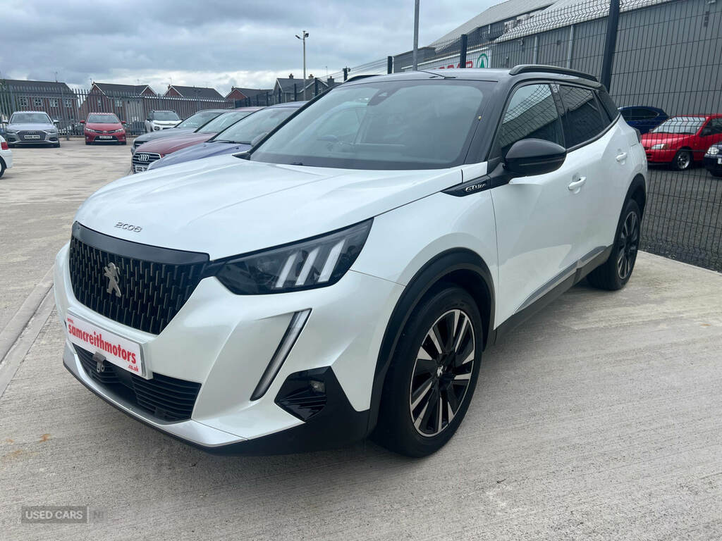 Peugeot 2008 Gt Orange #3