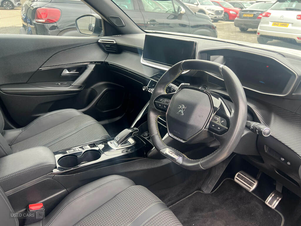 Peugeot 2008 Gt Orange #6