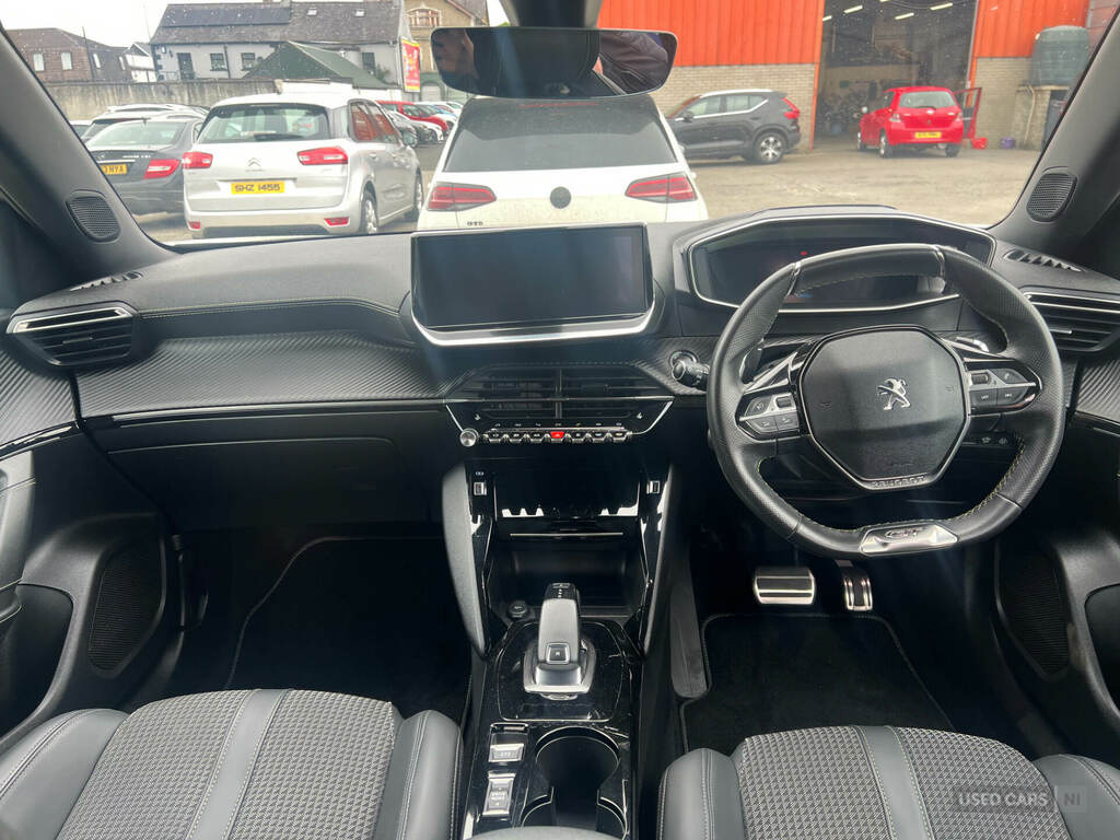 Peugeot 2008 Gt Orange #9
