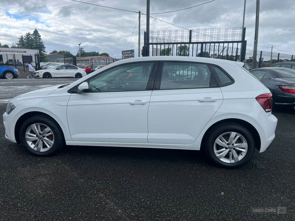 Volkswagen Polo 1.6 Tdi Se White #4