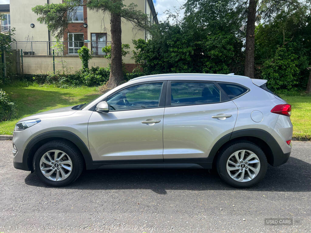 Hyundai Tucson 1.7 Crdi Blue Drive Se 2Wd Silver #4