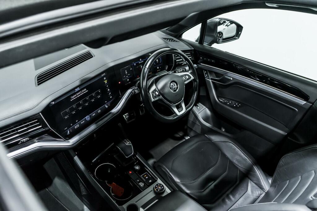 Volkswagen Touareg R-line Tech Grey #10