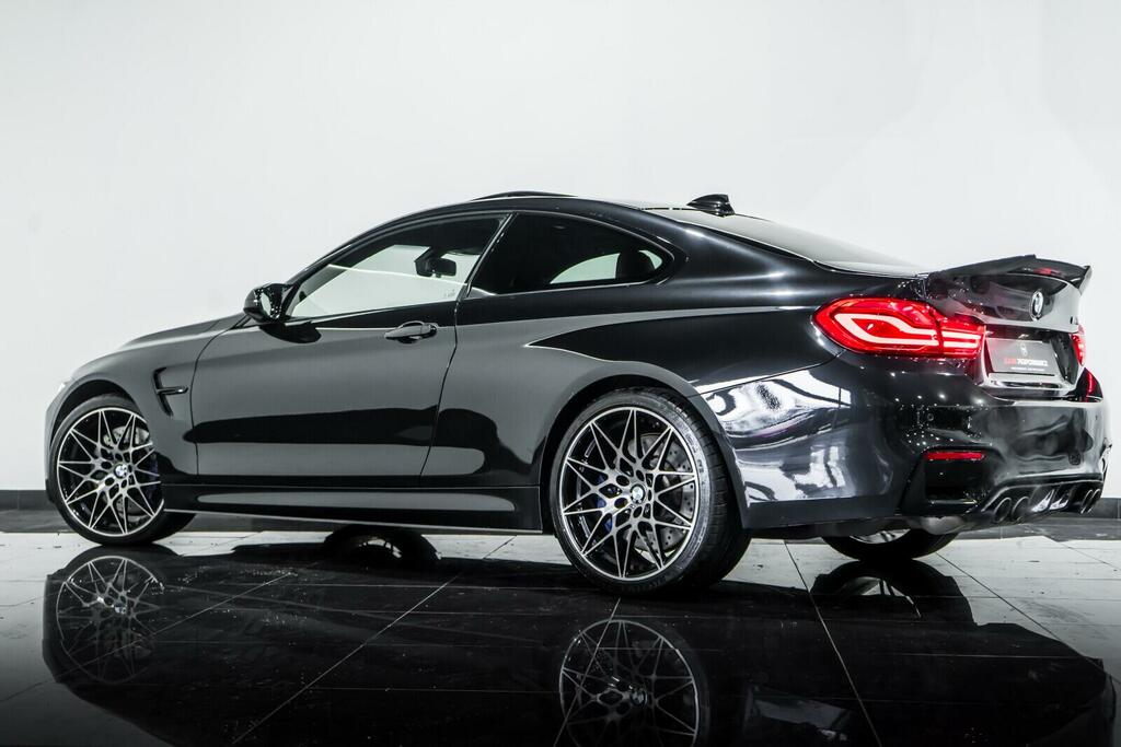 BMW M4 Competition Black #4