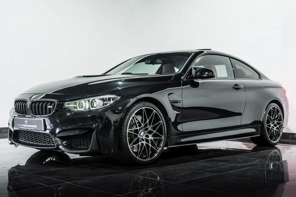 BMW M4 Competition Black #5