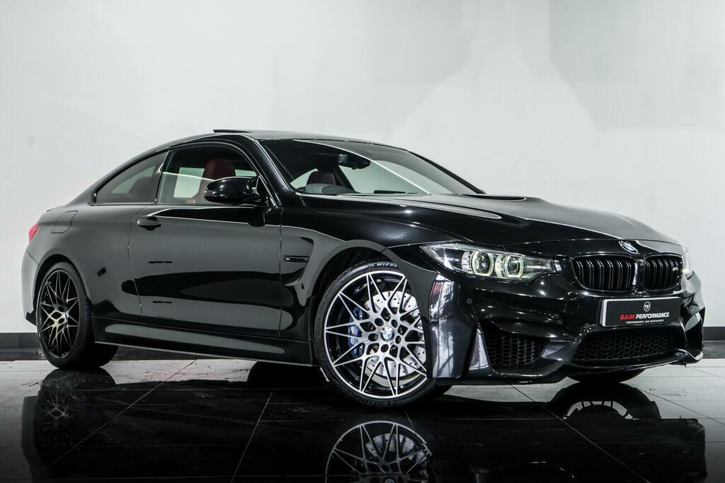 BMW M4 Competition Black
