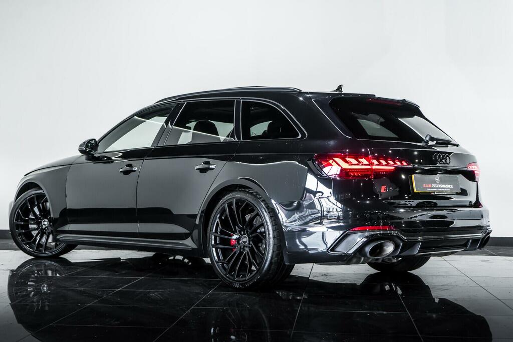 Audi RS4 Avant Carbon Black Black #4