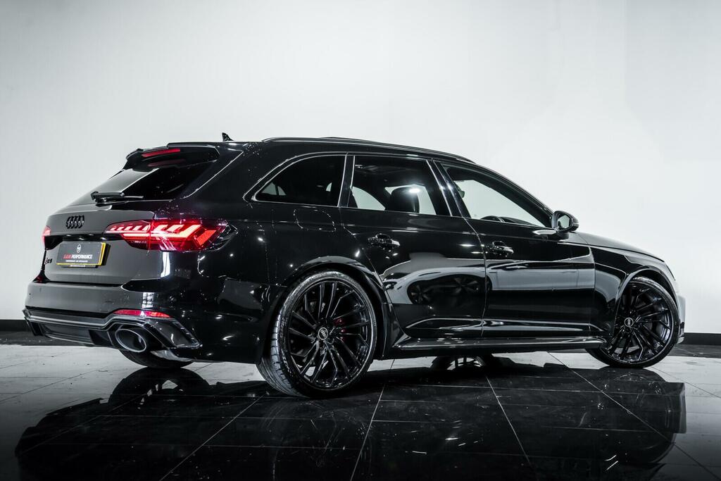 Audi RS4 Avant Carbon Black Black #3