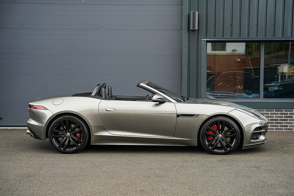 Jaguar F-Type V8 R Silver #4
