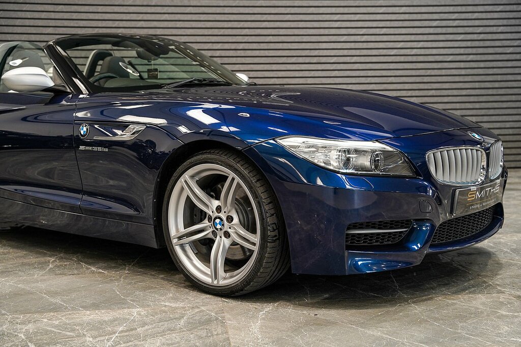 BMW Z4 Convertible White #24