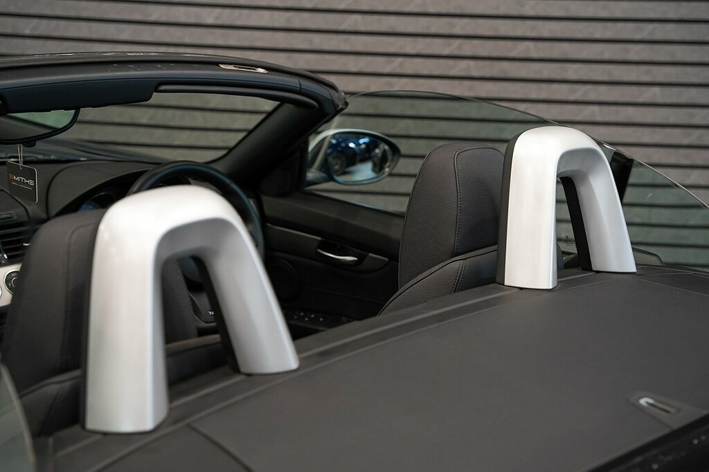 BMW Z4 Convertible White #16