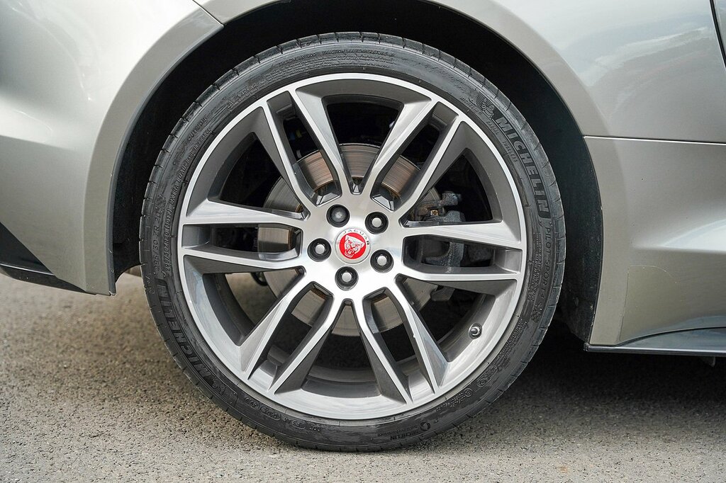 Jaguar F-Type 5.0 V8 Svr Awd Euro 6 Ss White #29