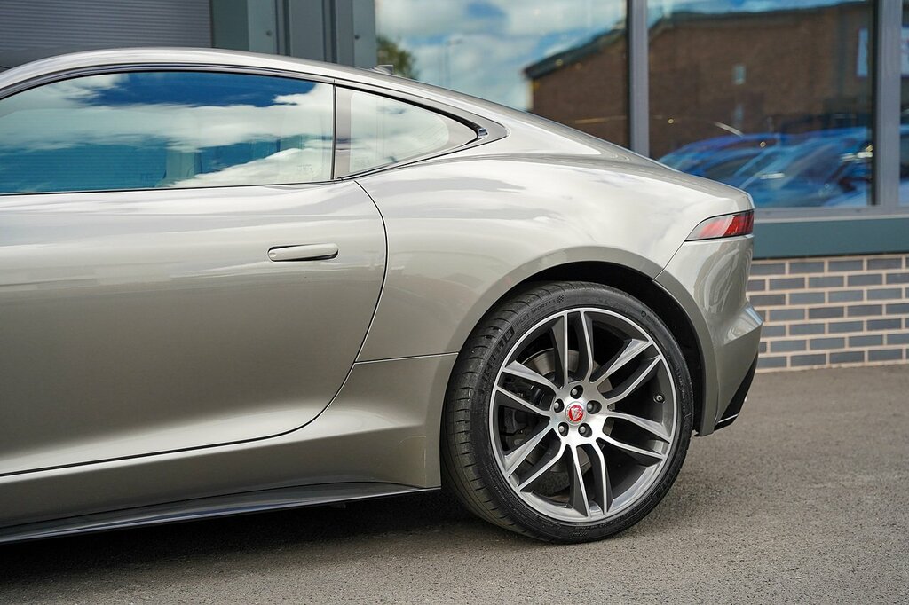 Jaguar F-Type 5.0 V8 Svr Awd Euro 6 Ss White #38