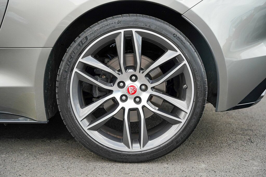 Jaguar F-Type 5.0 V8 Svr Awd Euro 6 Ss White #26