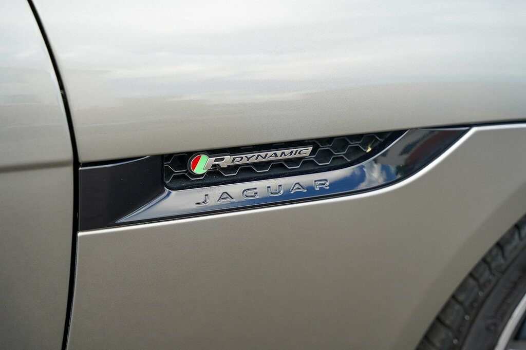 Jaguar F-Type 5.0 V8 Svr Awd Euro 6 Ss White #32