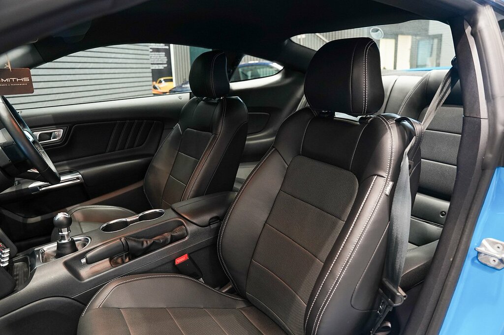 Ford Mustang Mach 1 Black #10