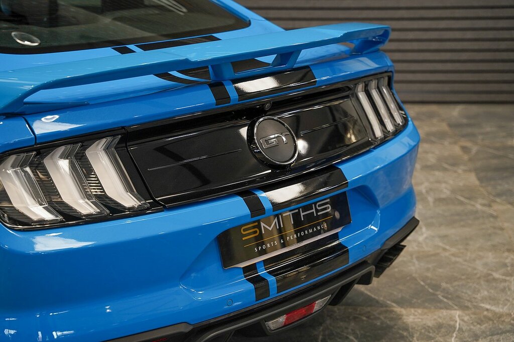 Ford Mustang Mach 1 Black #31