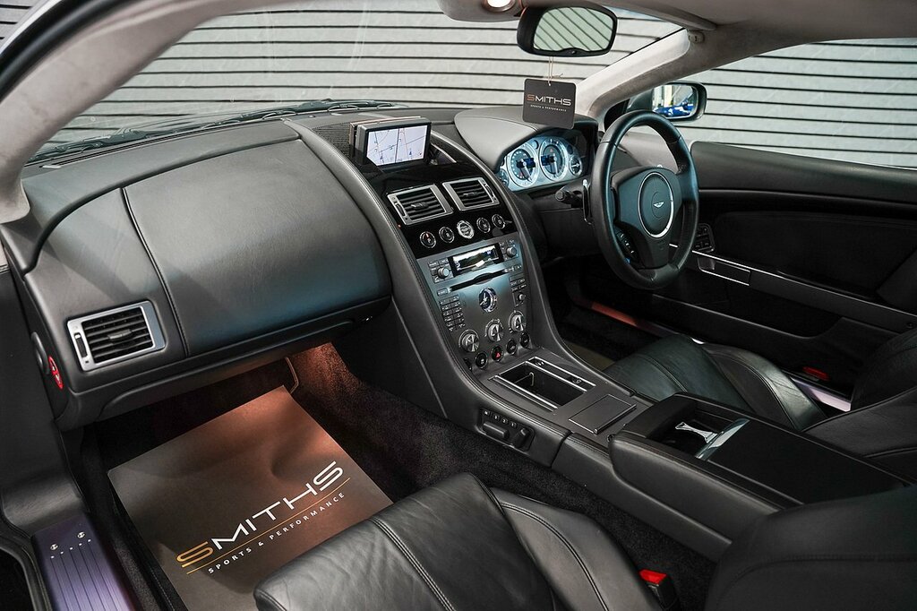 Aston Martin DB9 V12 Black #11