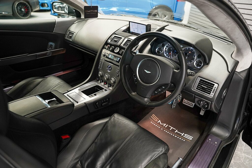 Aston Martin DB9 V12 Black #9