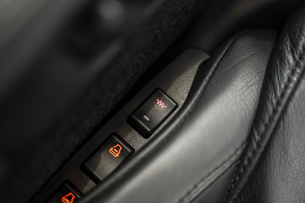 Aston Martin DB9 V12 Black #18