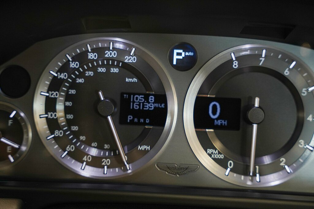 Aston Martin DB9 V12 Black #19