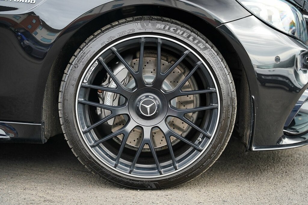 Mercedes-Benz C Class Amg C 63 Premium Plus Black #5
